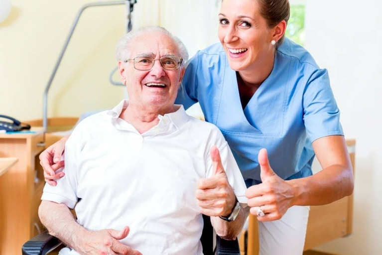 Ergotherapeut aan het werk.jpg